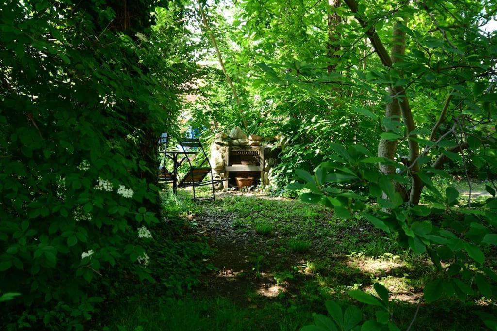 Schoene Ferienwohnung Mit Zwei Schlafzimmern Quedlinburg Buitenkant foto